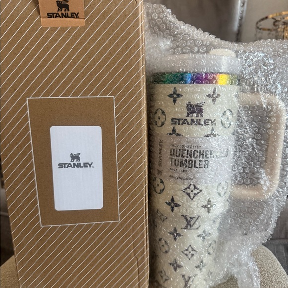 Stanley’s white 40oz Tumbler with Multicolor Design. New. - Picture 2 of 8